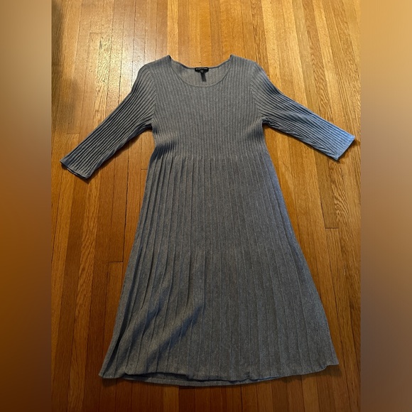 Eileen Fisher Cobblestone Grey Washable Wool Pleated Dress, Size M - Picture 1 of 9